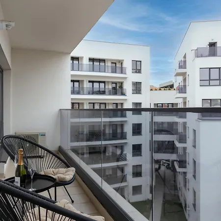 Signature Tn Executive